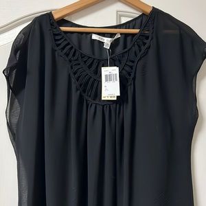 New with Tags Max Studio Cap Sleeve blouse XL
